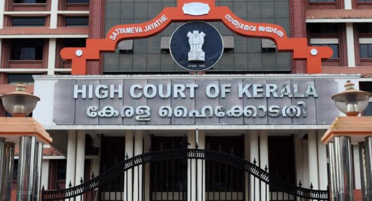 THE TENANT CANNOT DICTATE TERMS ON THE LANDLORD AND IT IS THE LANDLORD WHO HAS TO DECIDE HOW HE HAS TO MAKE USE OF HIS BUILDING:KERALA HIGH COURT