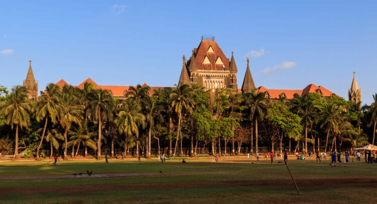 Custodial interogation is necessary for advocates accused of serious crimes: Bombay High court