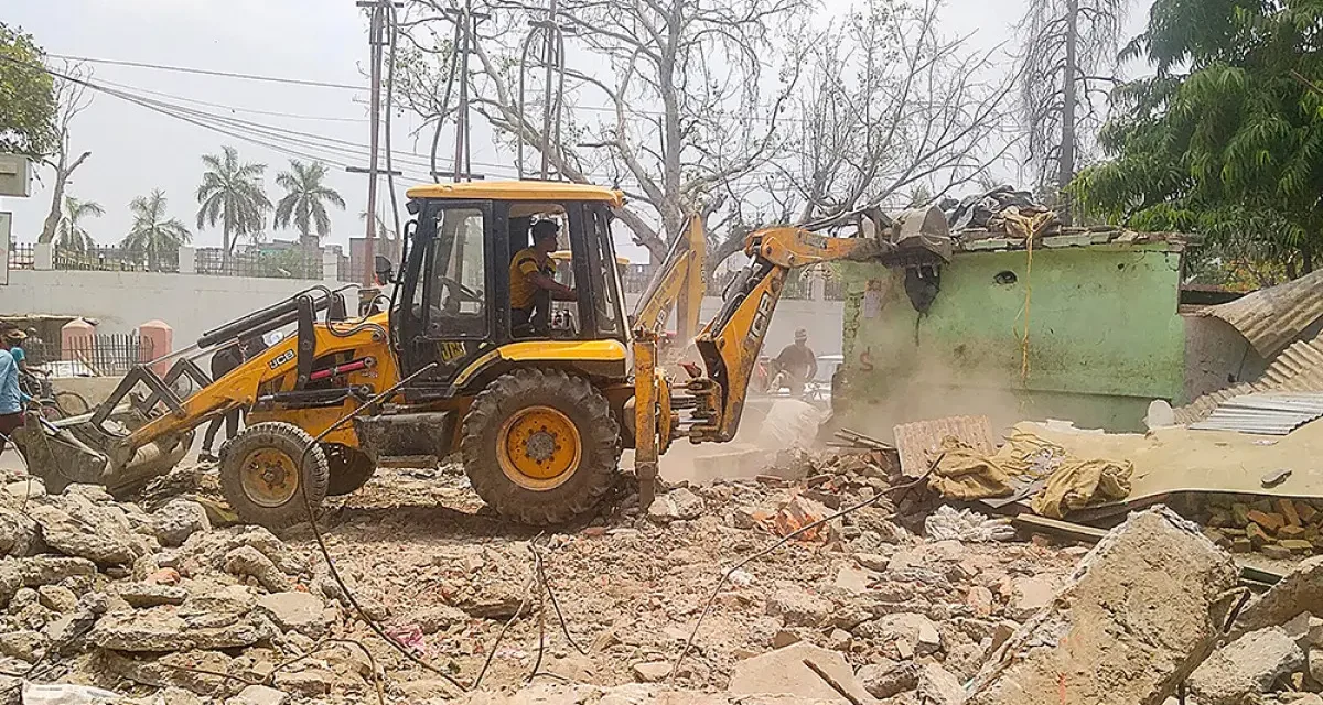 Bulldozers are not a solution, and the scale of human displacement is beyond comprehension :  Bombay High Court.