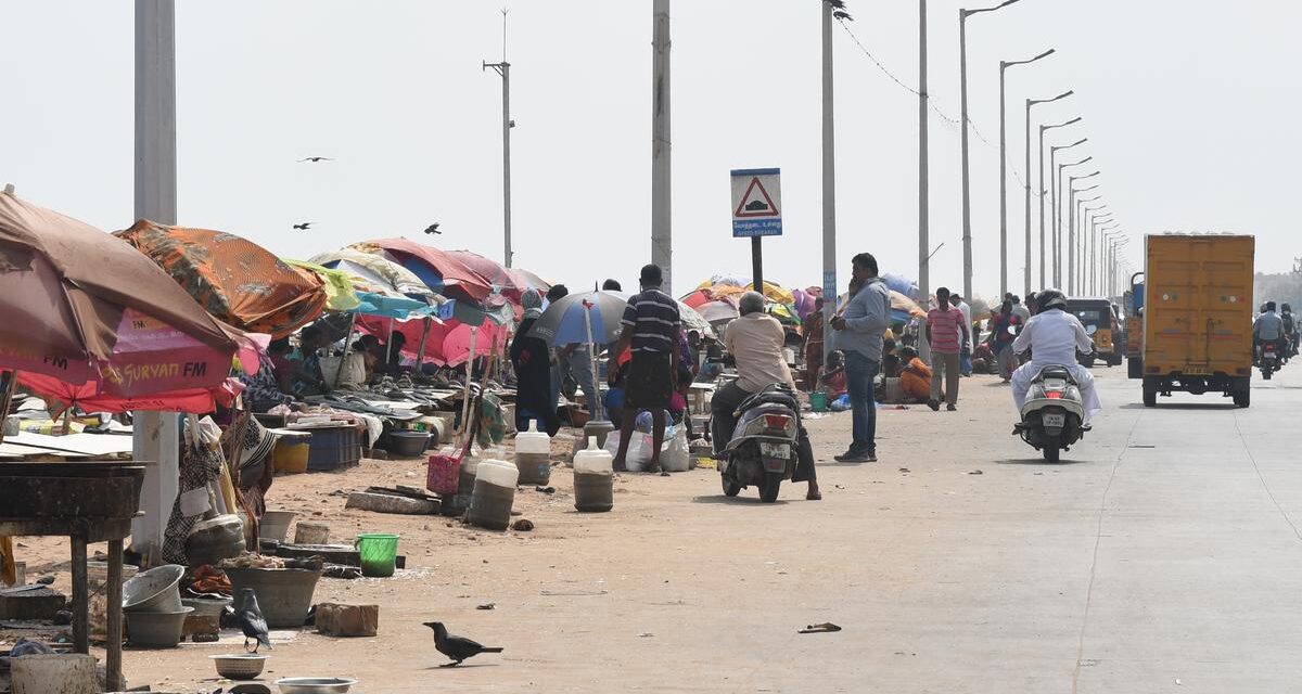 Fishermen cannot protest to show their strength to the court. They do not have the legal backing for the encroachment at Marina Loop Road: Madras High Court